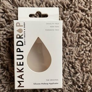 brand new makeup drop silicone applicator